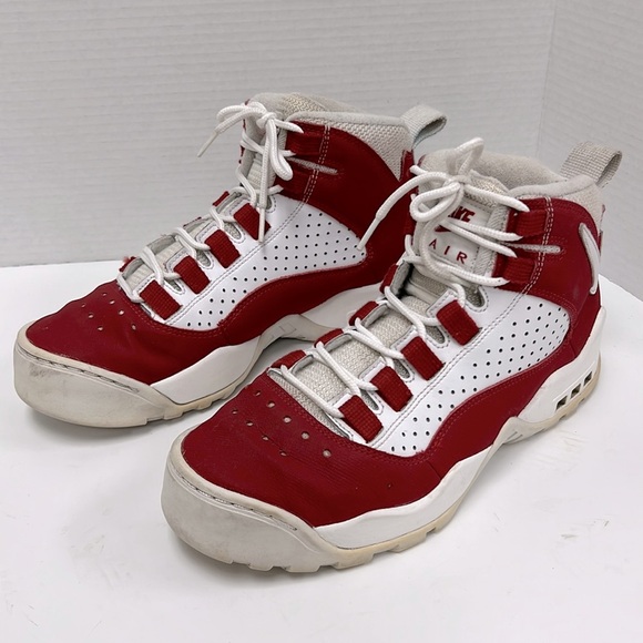 * RARE* Nike Air Darwin OG Dennis Rodman Red & White Sneakers AJ9710-600 Size 9 - Picture 1 of 10